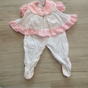 ✨Sale✨ Vintage Pink and White Polka Dot Baby Set